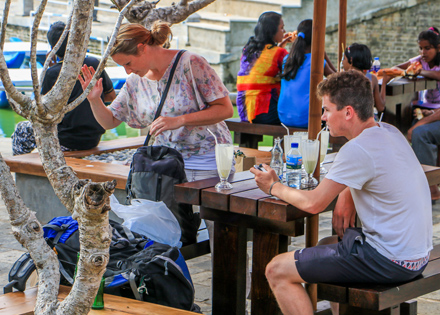 Pettah Floating Market